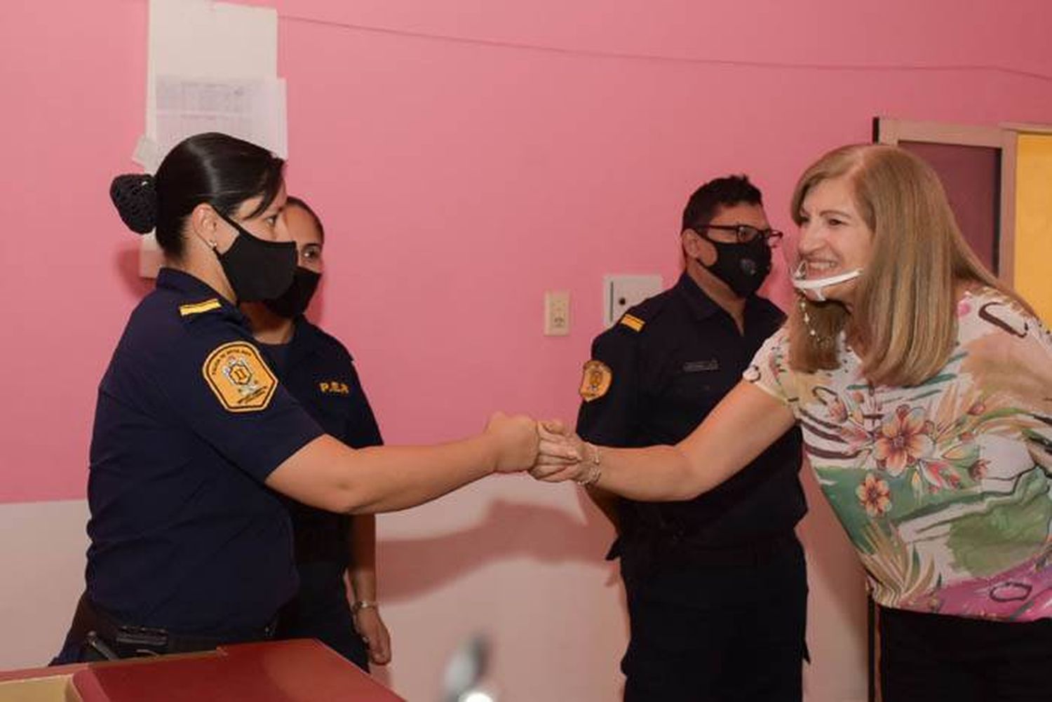 La ministra Romero mantuvo encuentro de trabajo con mujeres policías de Concordia