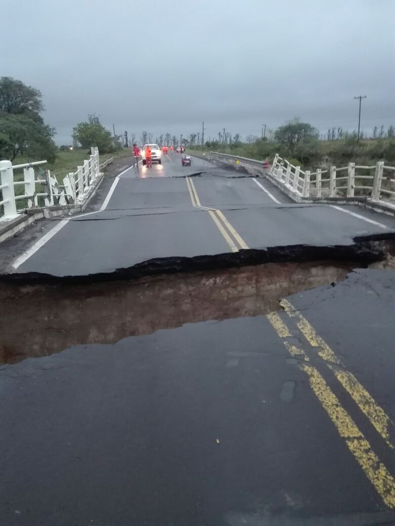 En Corrientes comenzaron las tareas para armar el puente Bailey en Ruta 12
