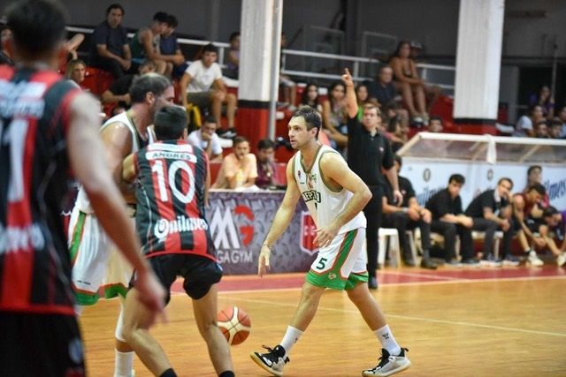 Neptunia y Central se ven las caras en el José María Bértora