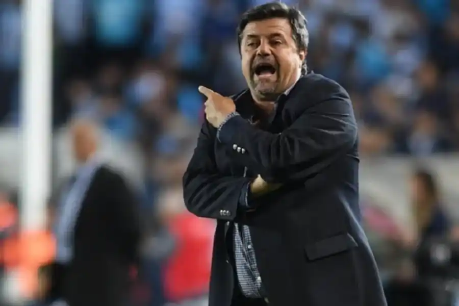 Operaron a Caruso Lombardi de un tumor en la cabeza: «Fue bravo»