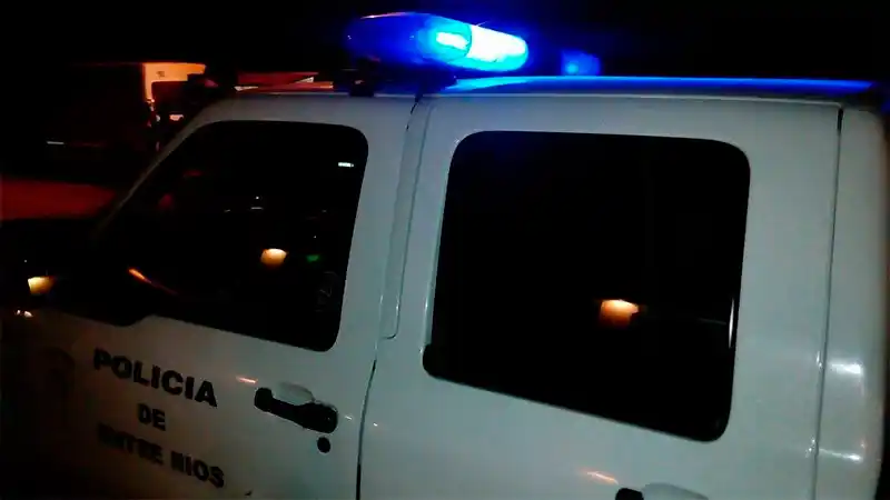 Una mujer fue asesinada a puñaladas y el femicida está internado