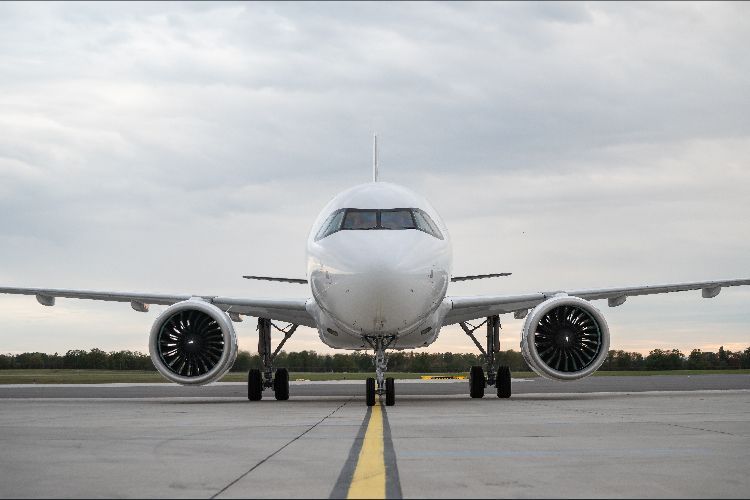 Austrian takes delivery of its first Airbus A320neo