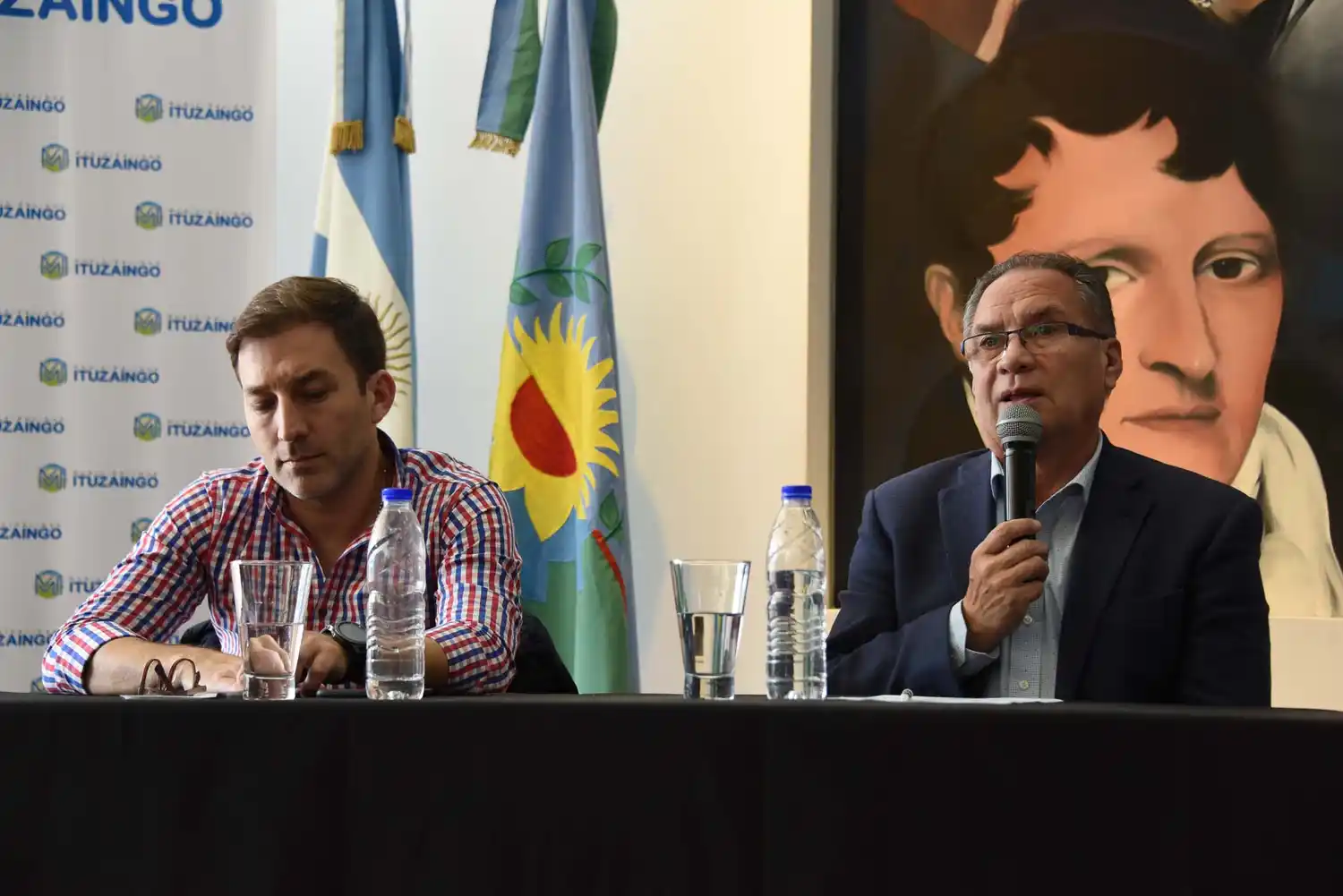 Descalzo presentó el plan de obras 2018 para jardines y escuelas de Ituzaingó