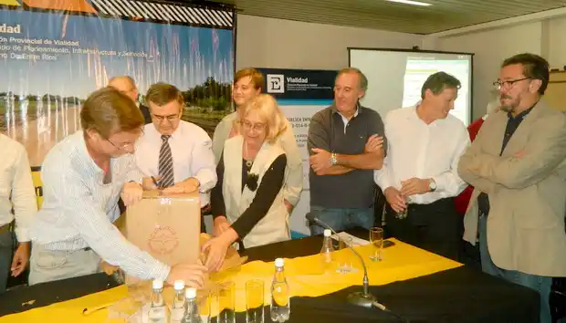 Ruta 19: cinco empresas presentaron ofertas para el enripiado