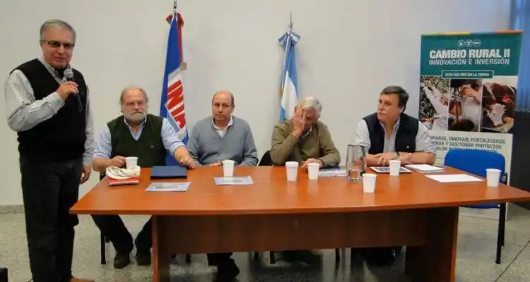 El Vicepresidente y el Director Nacional del INTA visitaron San Pedro