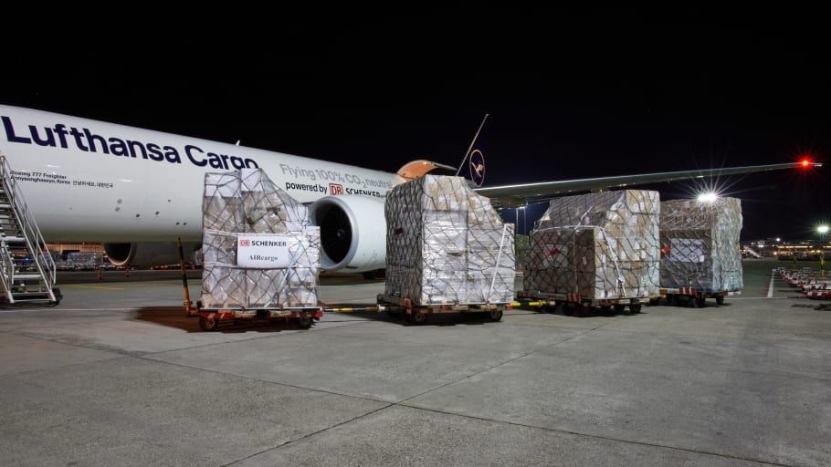 Lenovo se asocia con DB Schenker y Lufthansa Cargo en vuelos neutros en CO2