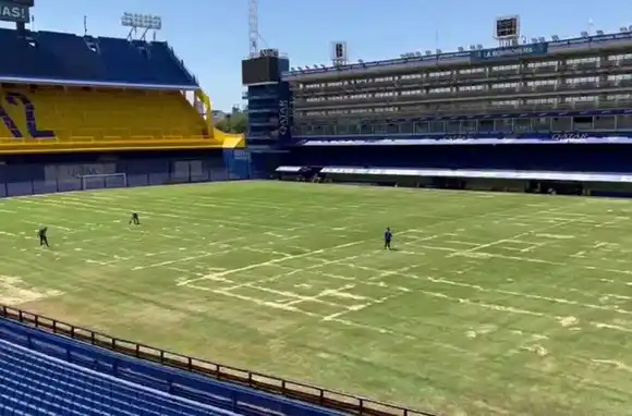 Preocupación por el césped de La Bombonera: Boca y Central podrían jugar en otro estadio
