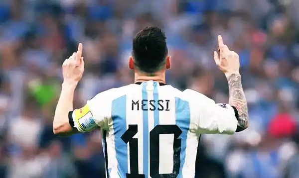 La camiseta de Messi "está agotada en todo el mundo"