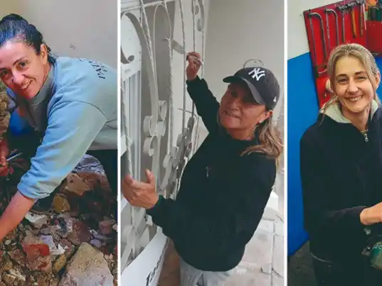Andrea Carrón, Alejandra Sandoval y Rocío Alonso, en plena acción.