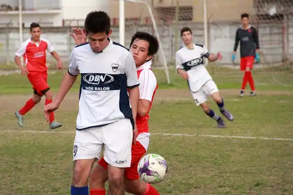La Selección de Gualeguaychú ganó en Santa Anita y avanzó de fase