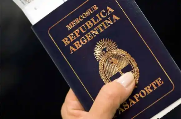 Los trámites de DNI y pasaportes pasarán a realizarse sólo con turno previo en Rosario