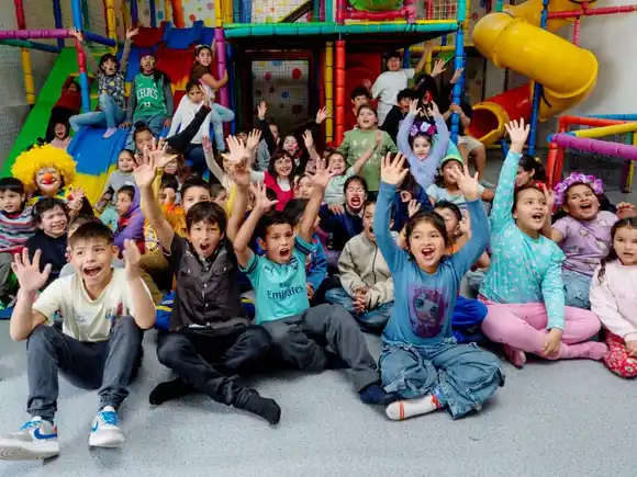 La ONG Volando Alto lanza una campaña para que más chicos tengan un futuro con oportunidades