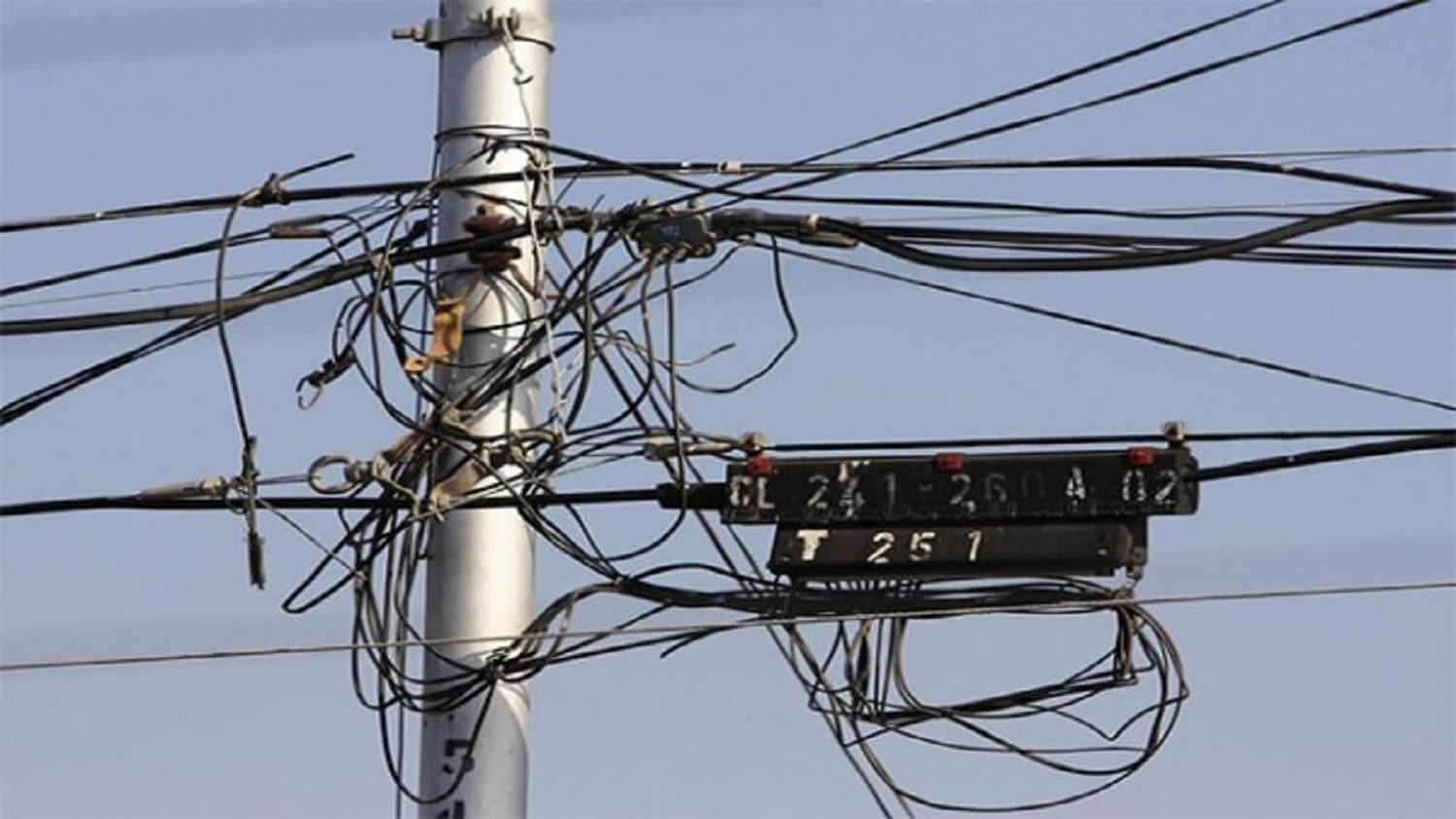 ¡AUNADO A LOS CORTES PROGRAMADOS! SEDIENTOS Y SIN LUZ están los venezolanos este #22Ene