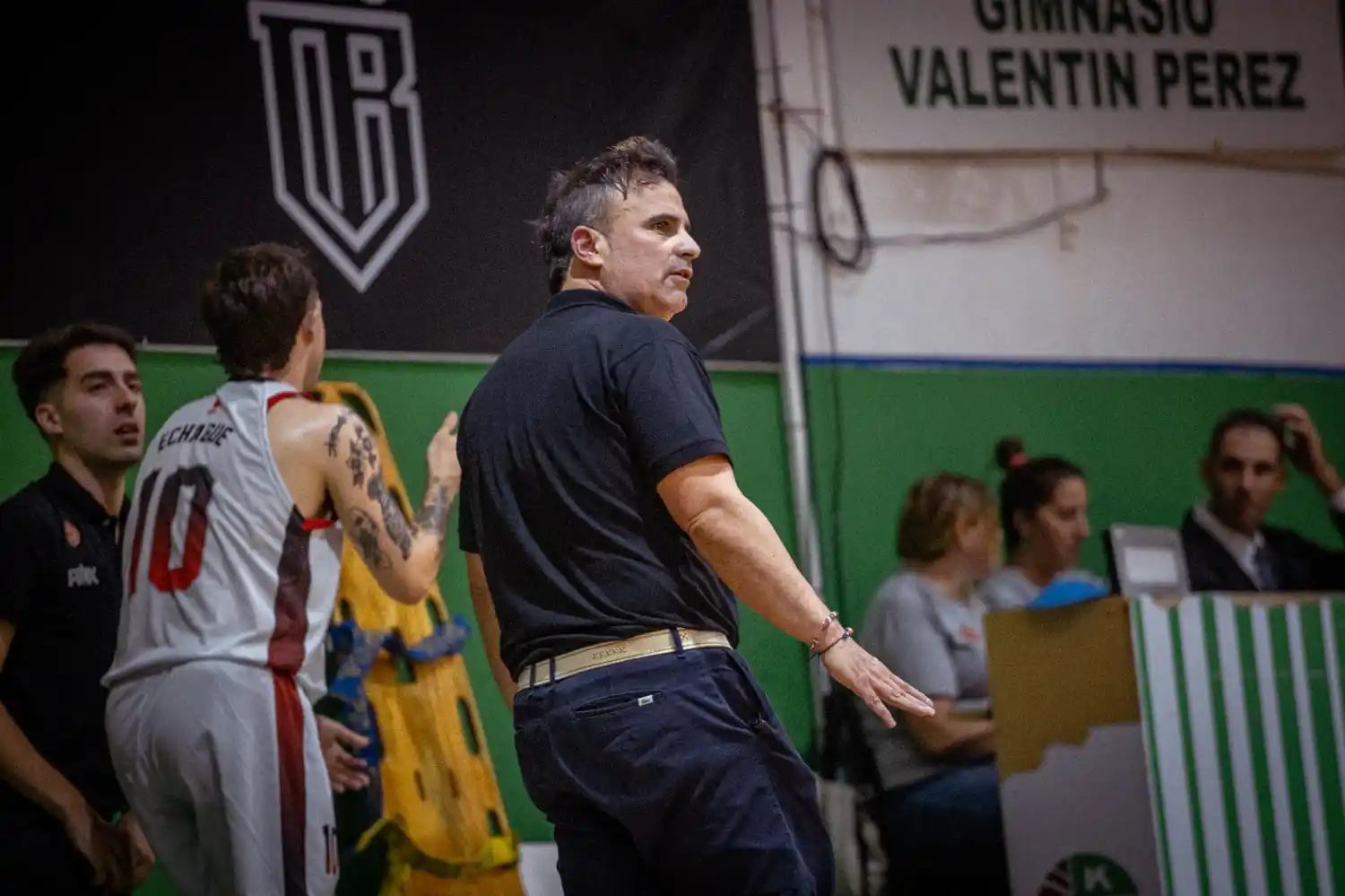 Mariano Pinto, entrenador de Quilmes en la Liga Federal.