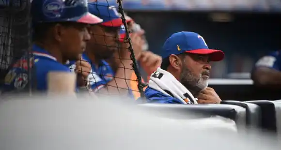 ¿GUILLÉN TAMBIÉN ACABARÁ CON EL MALEFICIO DE LA SERIE DEL CARIBE? Tiburones de La Guaira buscan  clasificar de primero este #7Feb