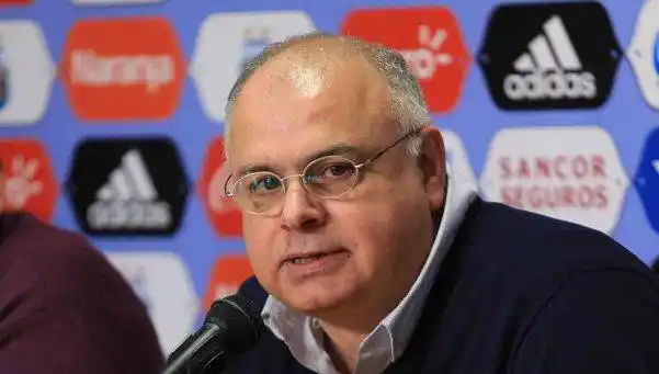 La bronca dirigencial, otro de los escollos de Armando Pérez en AFA