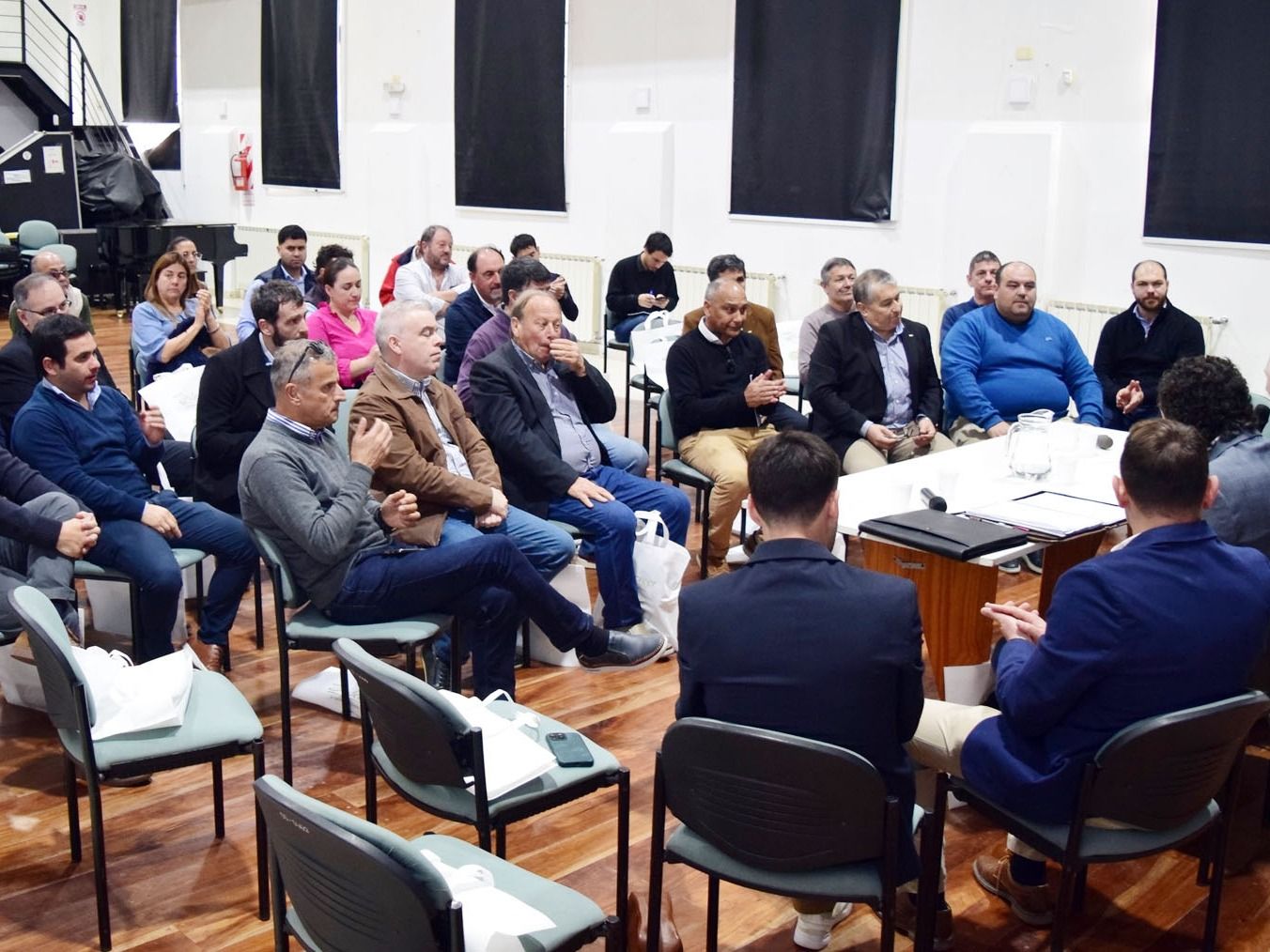 El Gobierno puso en marcha la Mesa de Comercio Interior