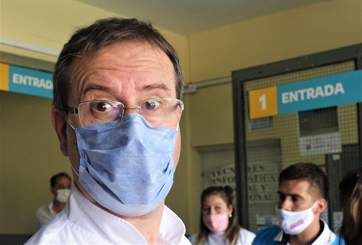 El Gobierno anunció que dejará de informar los nombres de los fallecidos con COVID-19
