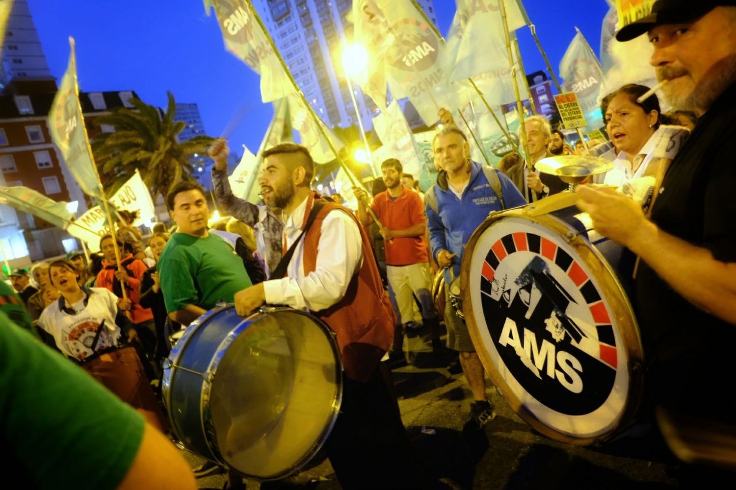 Casineros volvieron a movilizarse por el centro