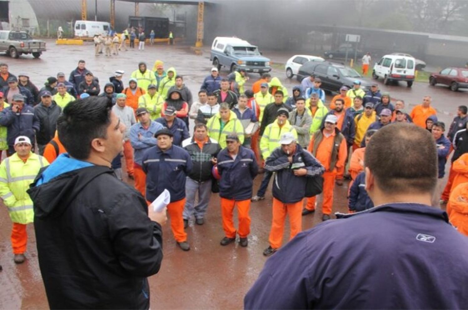 La terminal Puerto Rosario continúa parada a pesar de la conciliación obligatoria