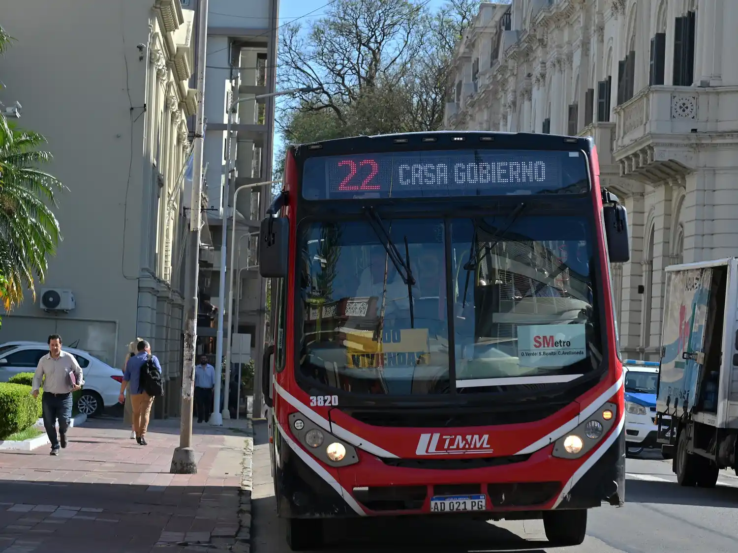 Gobierno provincial implementa boleto estudiantil gratuito para primaria y secundaria en el área metropolitana de Paraná