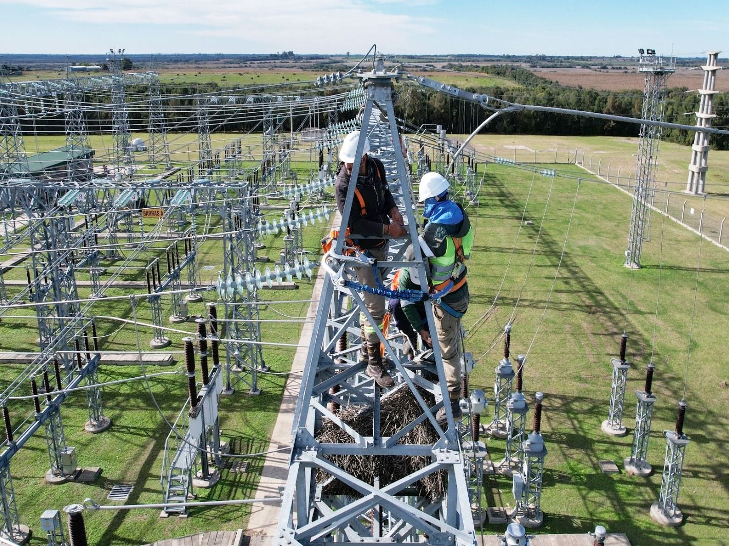 La provincia fortalece el desarrollo energético mediante el reinicio de obras