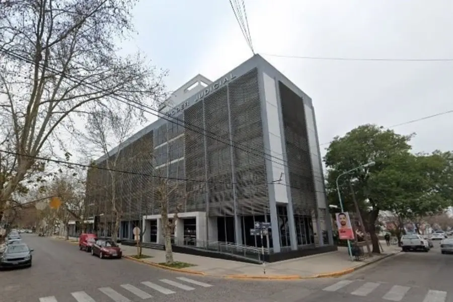 Prisión para un joven por el robo de cables del alumbrado público