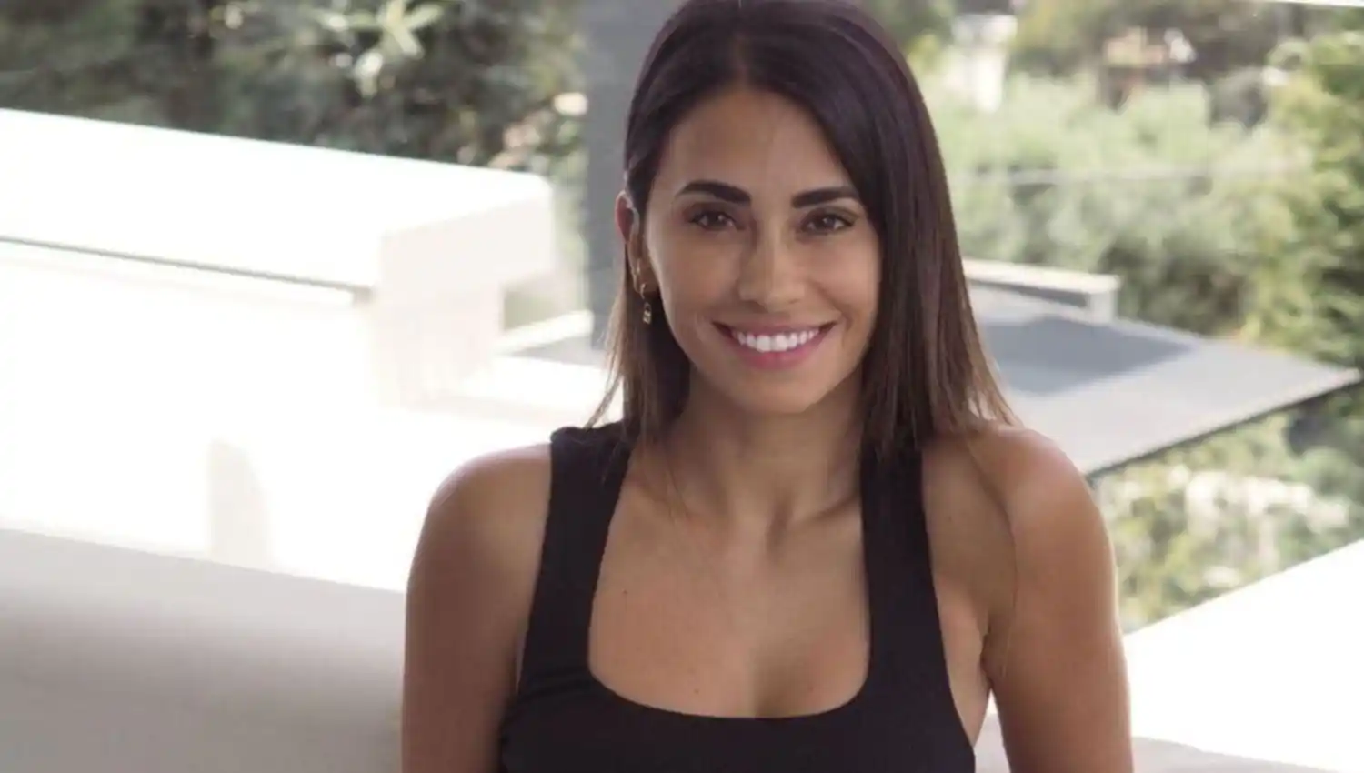 Antonela Roccuzzo acompañó a Lionel Messi a apoyar al Inter Miami y deslumbró con estilo único