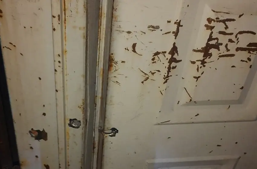 Atacaron a tiros una casa y dejaron una escalofriante nota: “Te voy a matar al albañil”