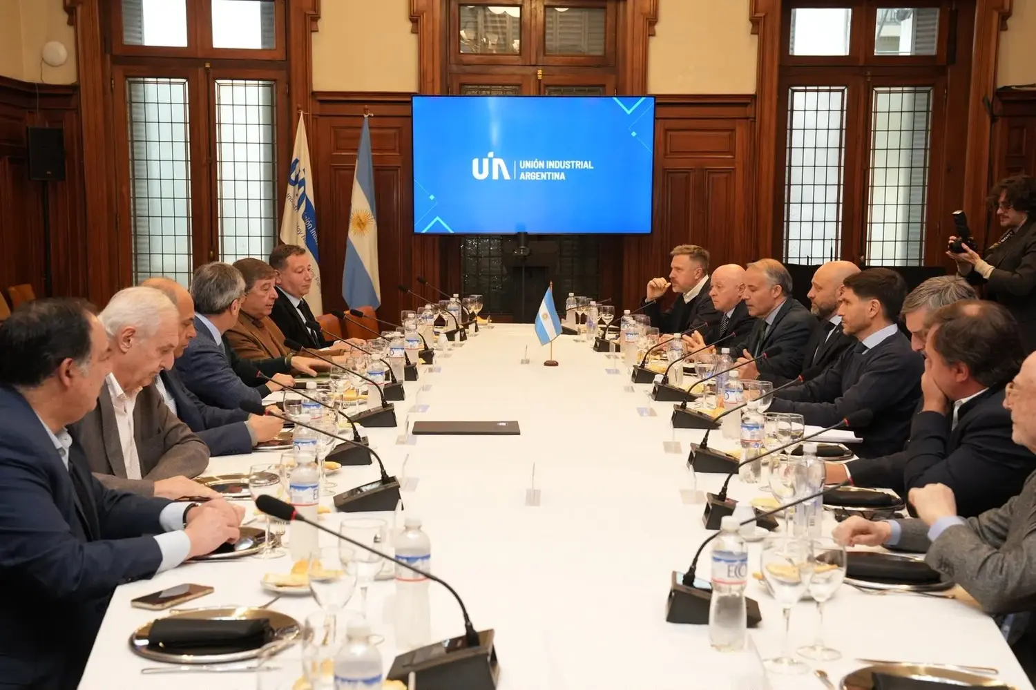 Pullaro presentó ante la UIA el modelo productivo de Santa Fe y acordó una agenda por la competitividad