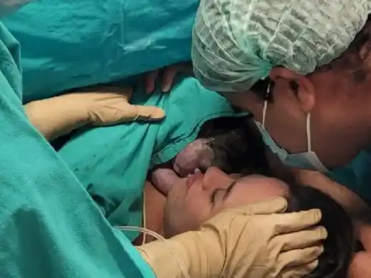 Hito en la salud pública: nació la primera bebé operada dentro del útero en el Garrahan