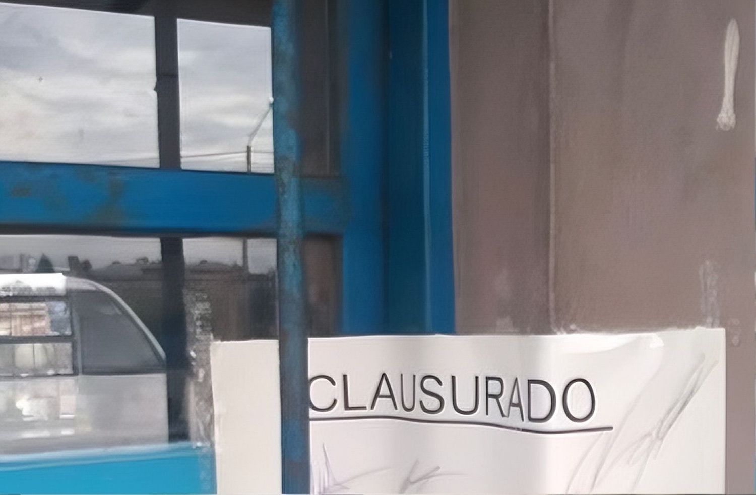 Clausuraron dos chatarrerías.