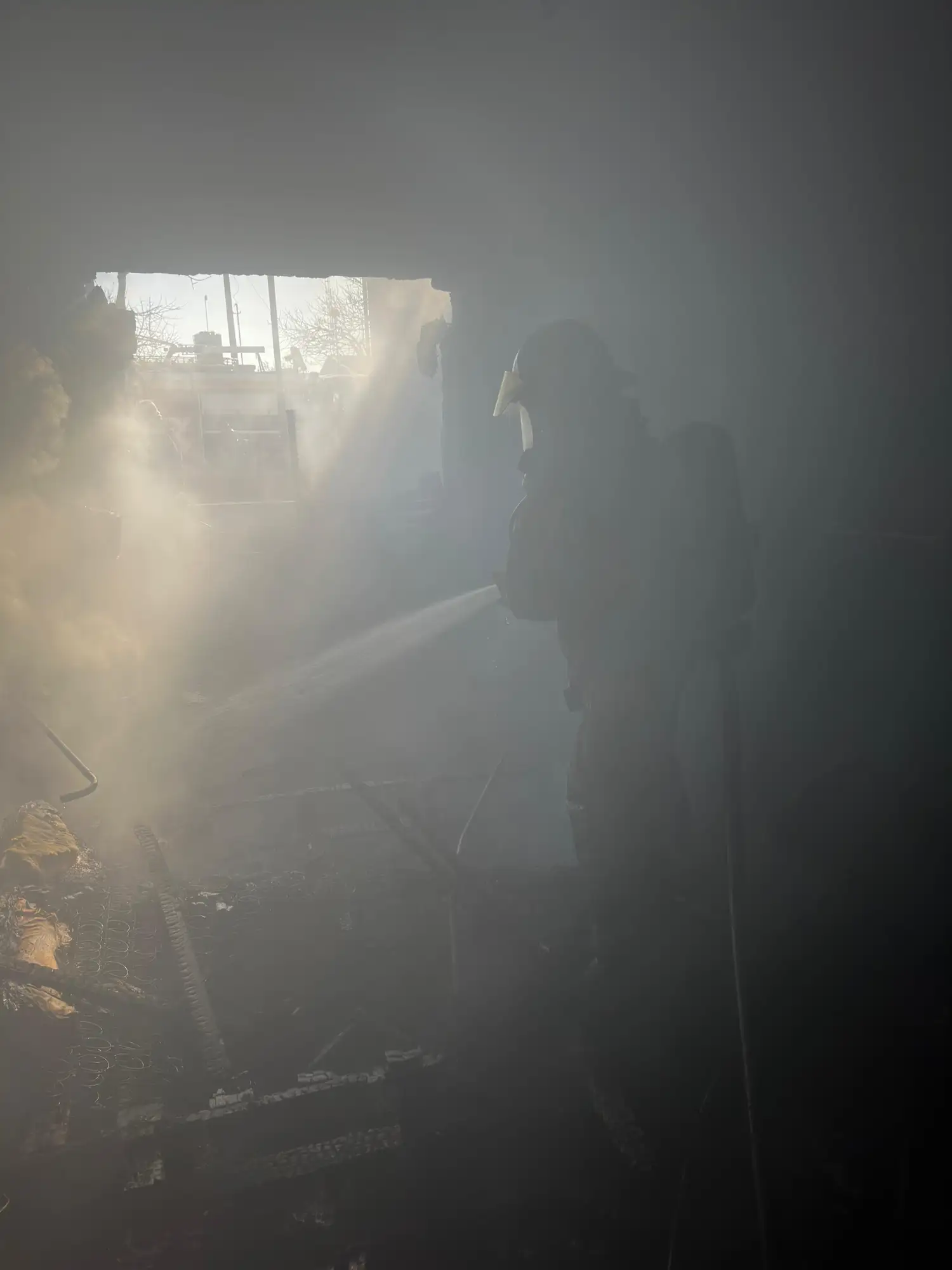 JESUS Y GLADIS PERDIERON TODO INCENDIO BARRIO GUEMES - 2