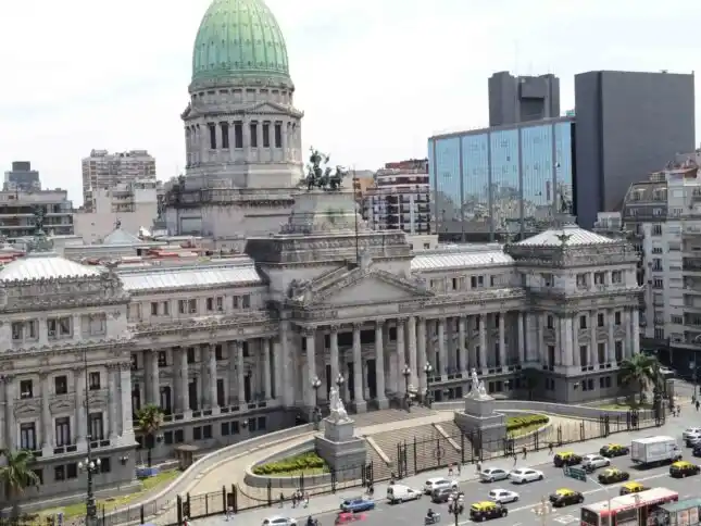 El Congreso de la Nación.