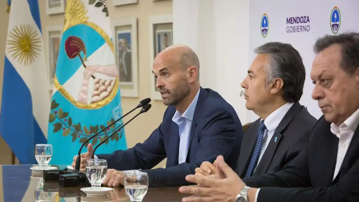 Tragedia en Mendoza: Dietrich confirmó que el colectivo no estaba habilitado