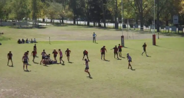 Los Biguá se midieron con un equipo de rugby australiano