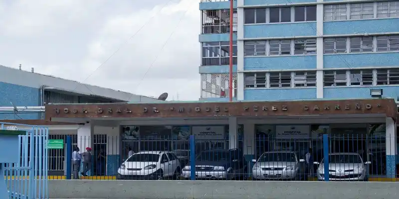 Privan de libertad a camarera del hospital Pérez Carreño por intentar robarse un monitor