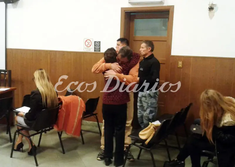 Pidieron 26 años de prisión para el expolicía que baleó a su esposa por la espalda