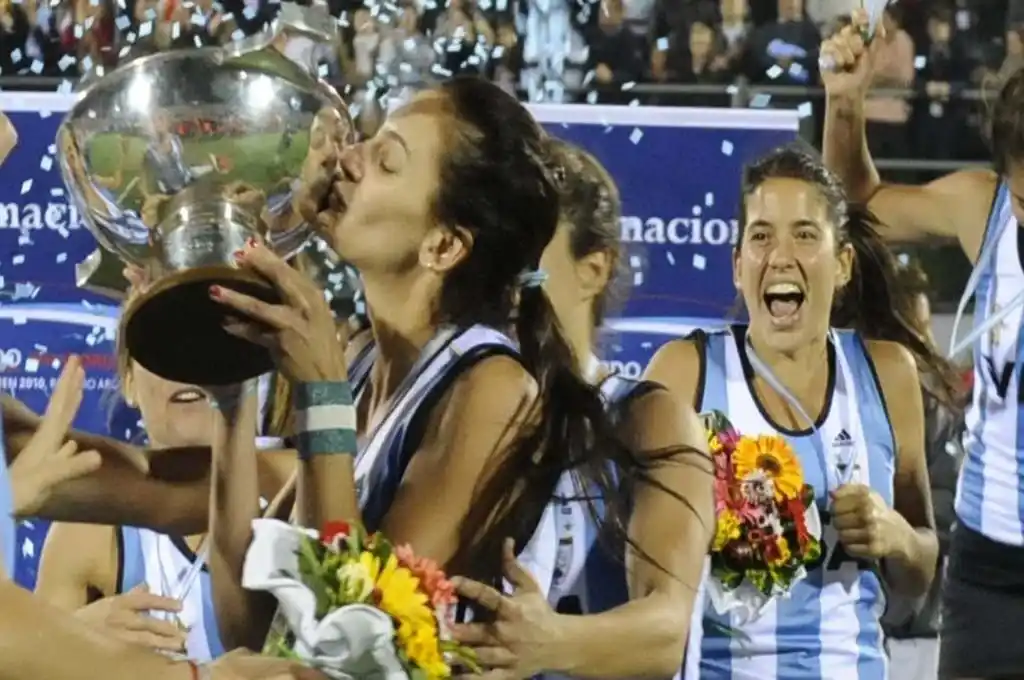 El acto homenaje y posterior presentación de la escultura, contará con la presencia de Luciana Aymar, quien estará acompañada por autoridades de la provincia de Santa Fe y la ciudad de Rosario. Foto: Rodolfo Parody.