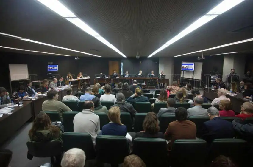 Comenzó un mega juicio por delitos de lesa humanidad 
