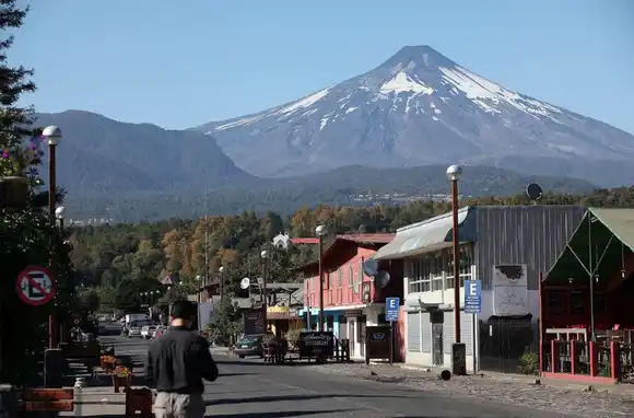 Chile: alerta naranja por la actividad del volcán Villarica