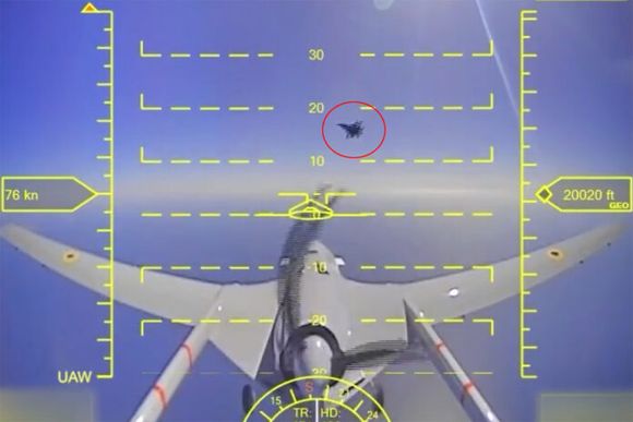 Guerra en Ucrania: Un caza ruso intentó derribar otro dron enemigo