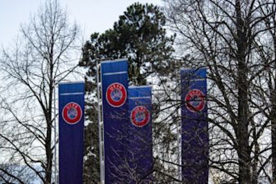 UEFA confirma una inversión multimillonaria para desarrollar el fútbol femenino