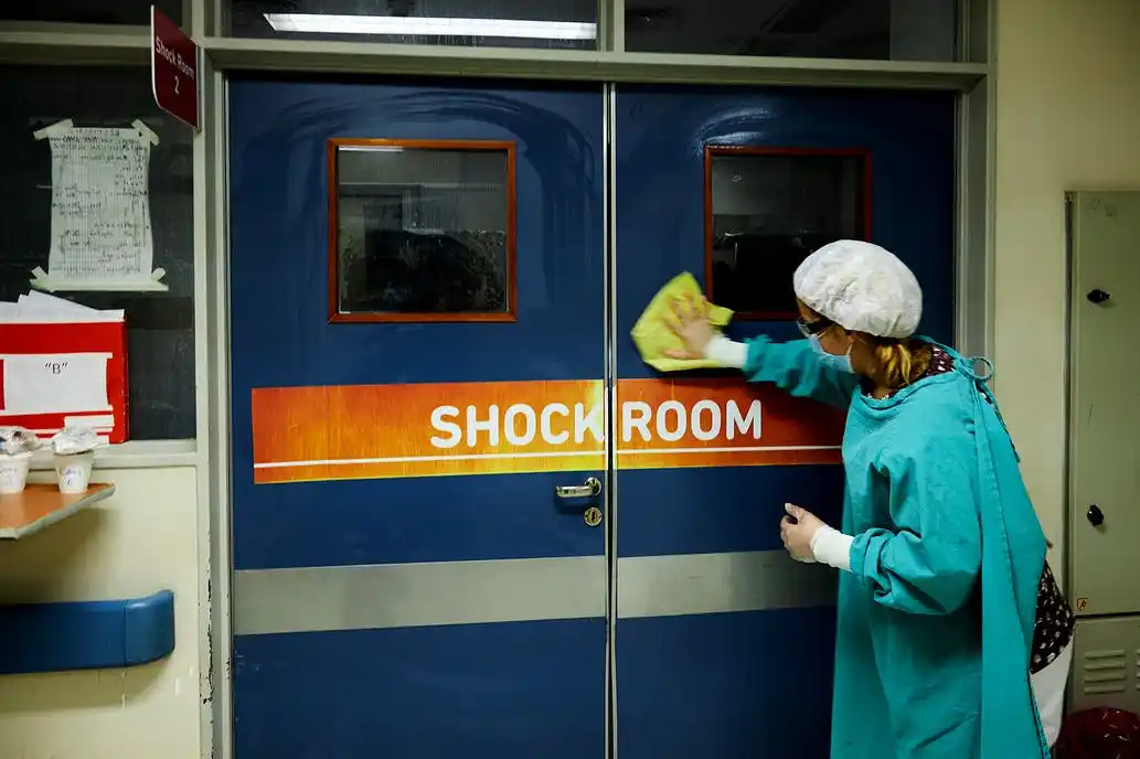 Por segundo día consecutivo se registraron más de 8 mil contagios