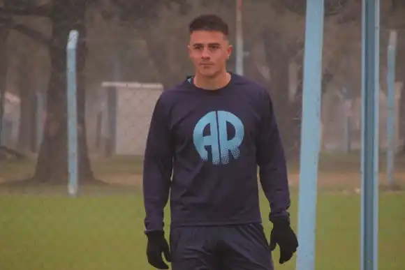 Valdivia no estará para el duelo ante Brown de Adrogue