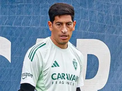 13 fechas de suspensión para el arquero argentino Esteban Andrada. Foto: Redes