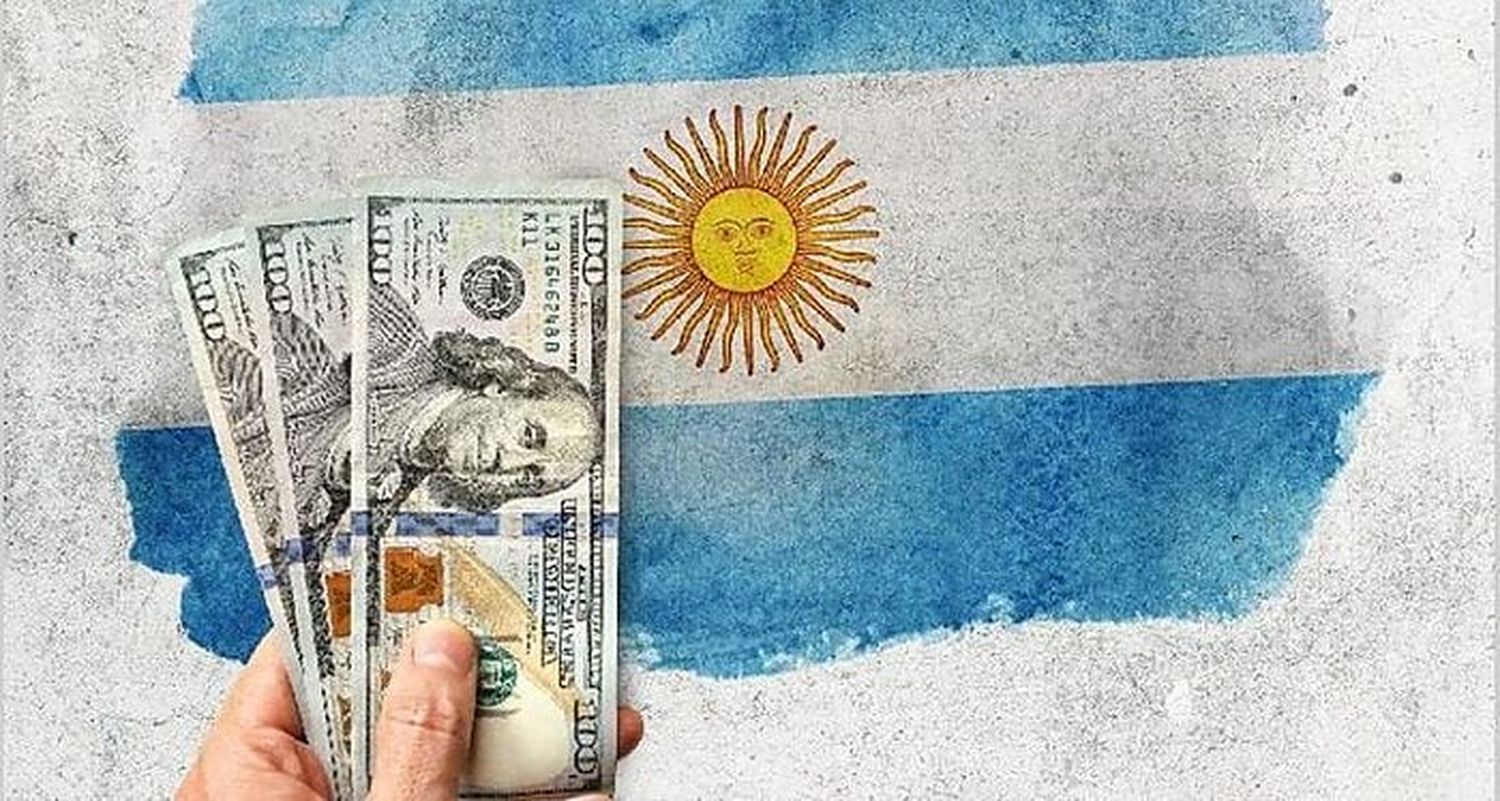 Mientras el dólar vuela, la campaña electoral se puso pesada y bizarra