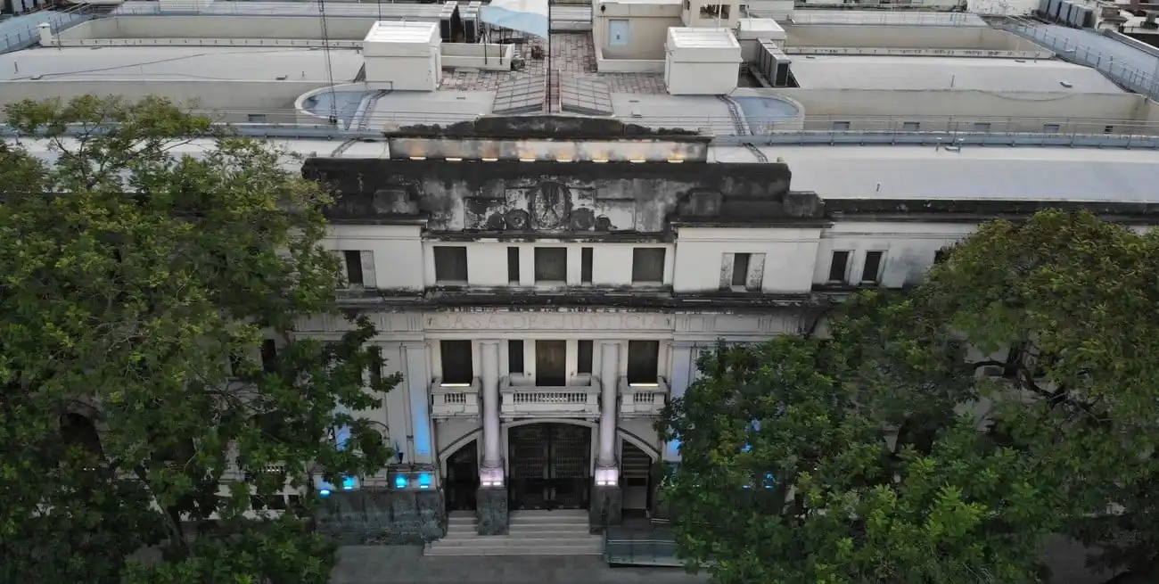 Los trazos gruesos de la modificación a plantear incluyen un incremento del porcentaje de los aportes y un nuevo método para calcular los haberes máximos. Crédito: Luis Cetraro