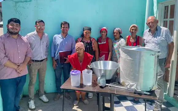 La municipalidad entregó equipamiento a comedores comunitarios