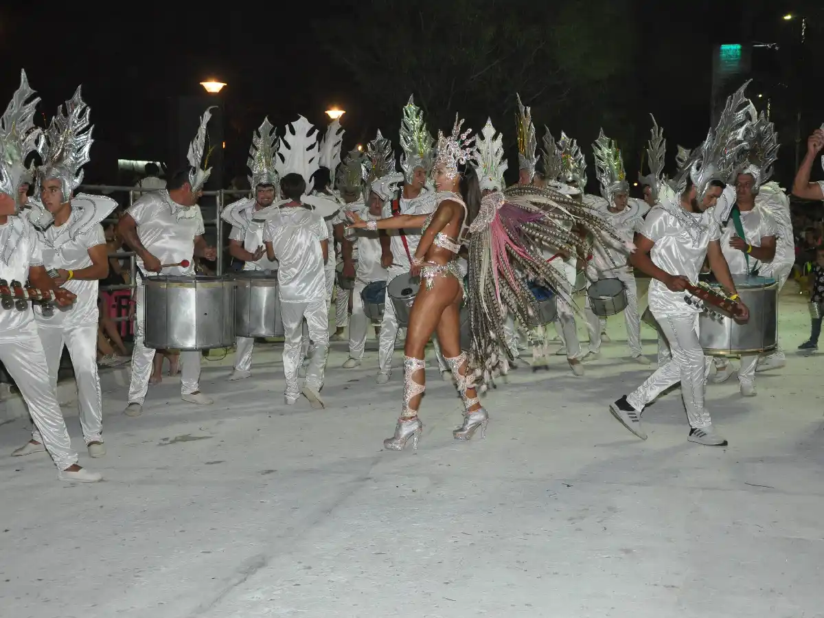  La región vivió un fin de semana a puro carnaval    